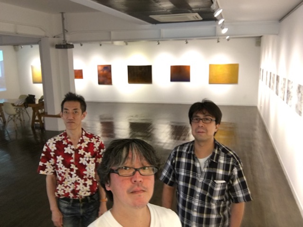 uneasiness,アンイージネス uneasiness,アンイージネス
